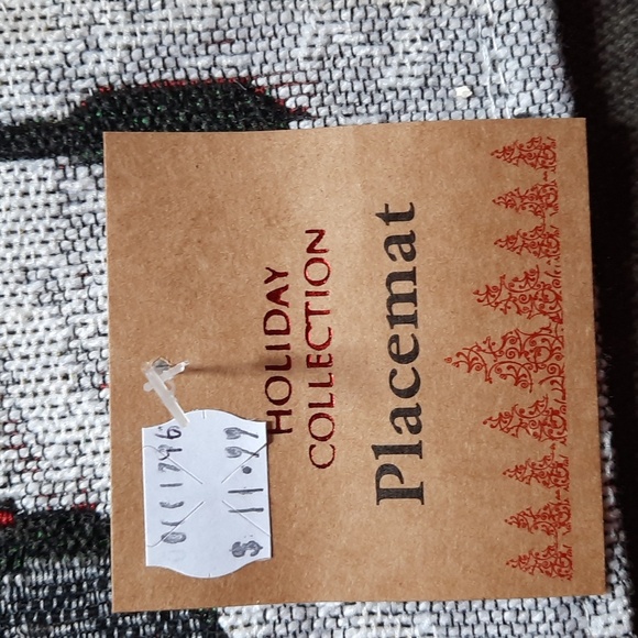 Placemat Table Tabletop Centerpiece Tablemat Merry Christmas Red Truck Holiday - Picture 4 of 4